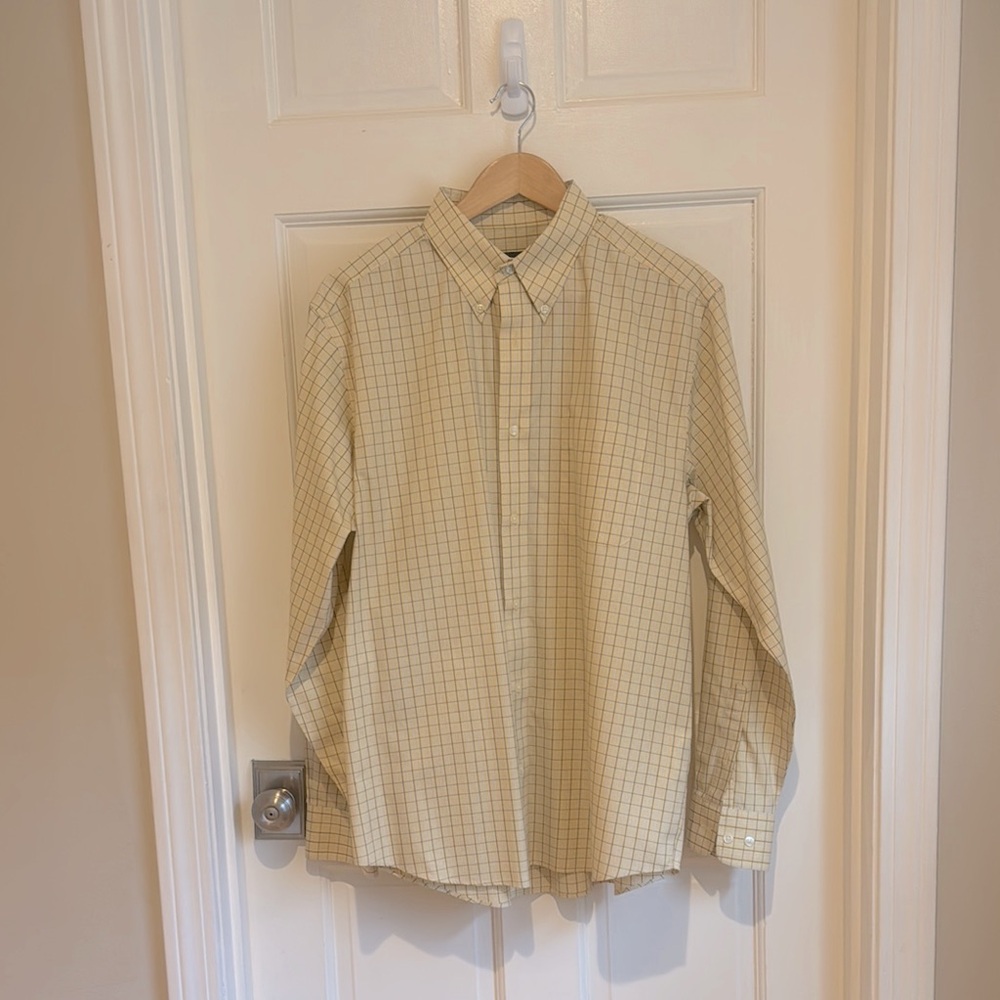 Eddie Bauer men’s button down shirt
